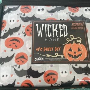 Halloween Queen Sheet Set - Ghosts, Bats and Pumpkins